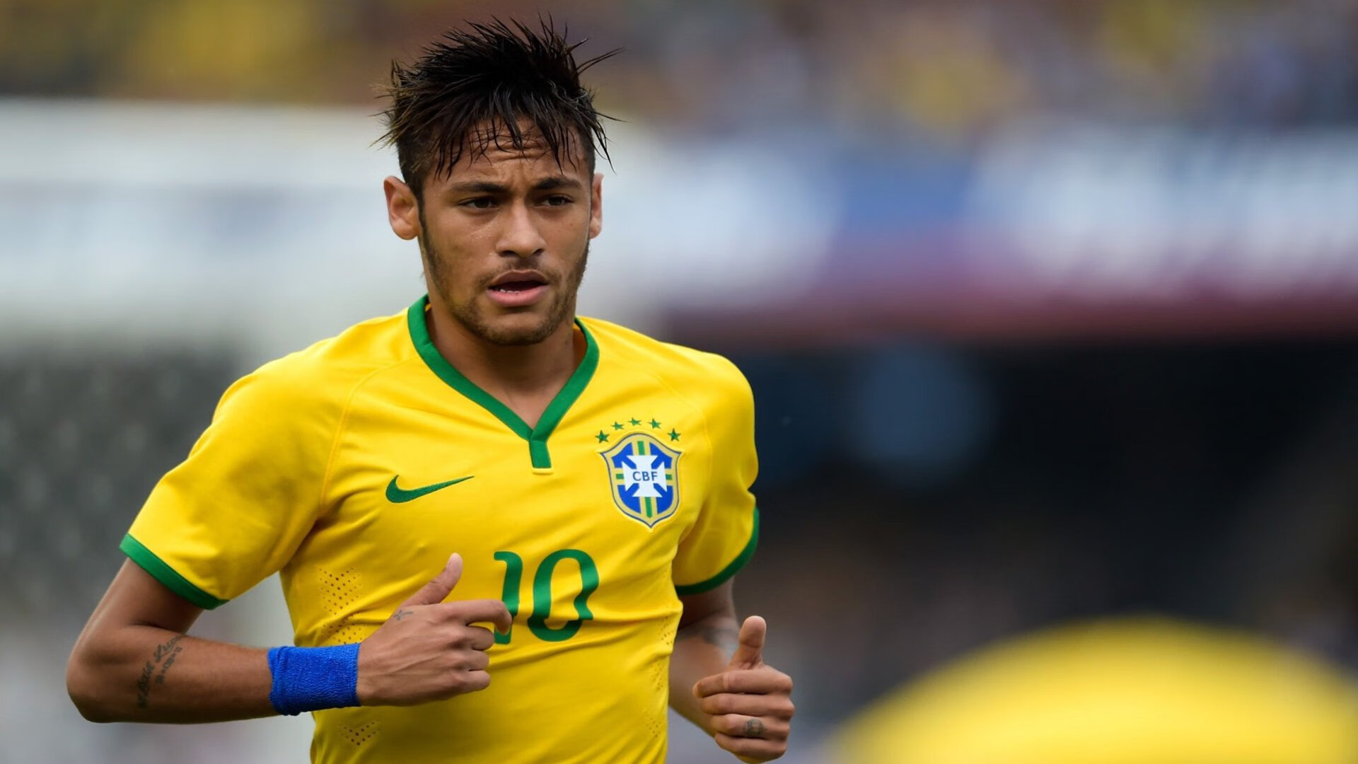 电竞赛场焦点！俄罗斯队对阵葡萄牙队，球星闪耀，全场焦点无人能挡